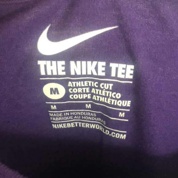[Nike] Washington Huskies Women's Short Sleeve T-Shirt - "The Nike Tee" Size M - Picture 2 of 7